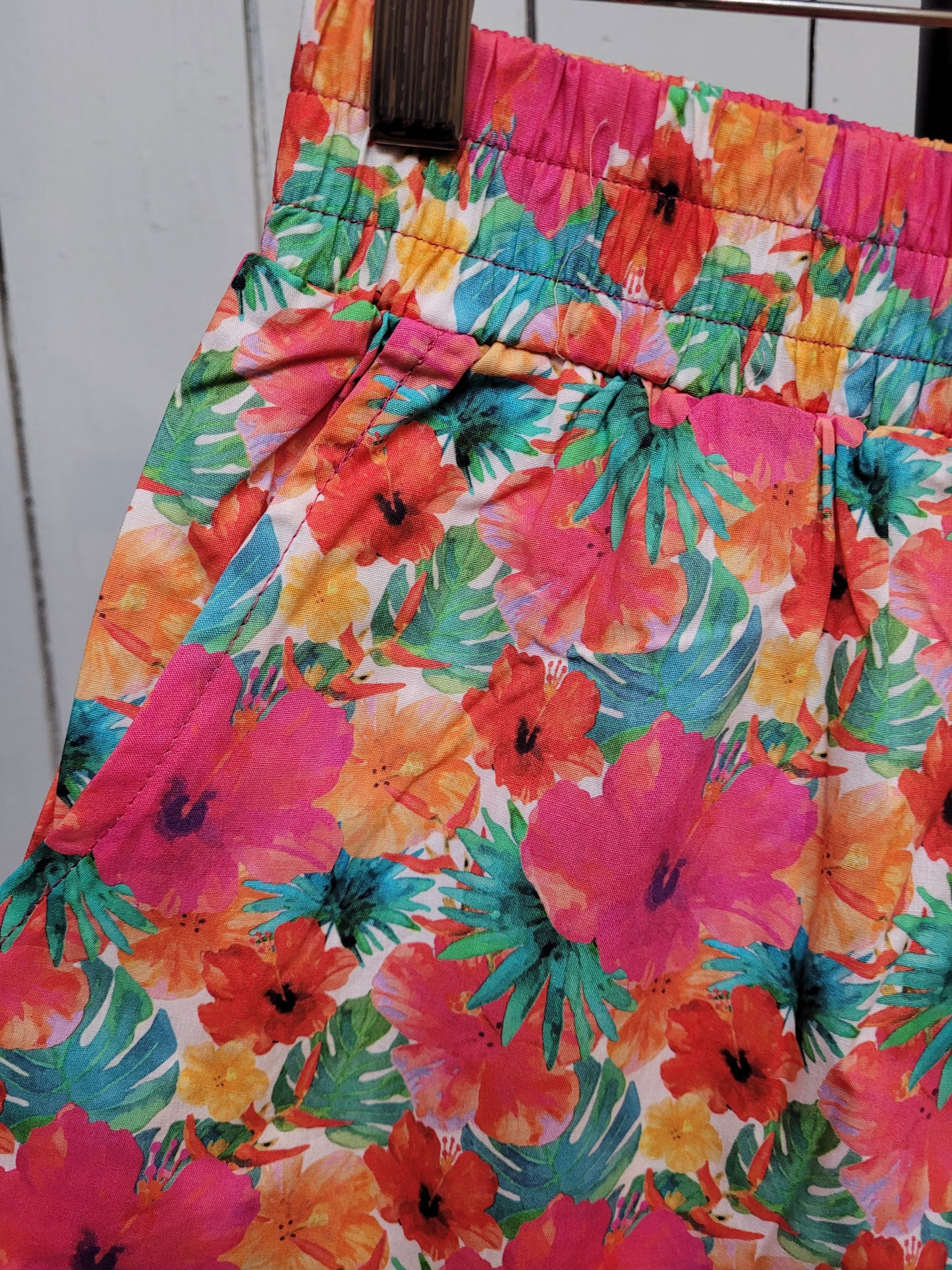 Hibiscus Beach Elastic Waist Shorts