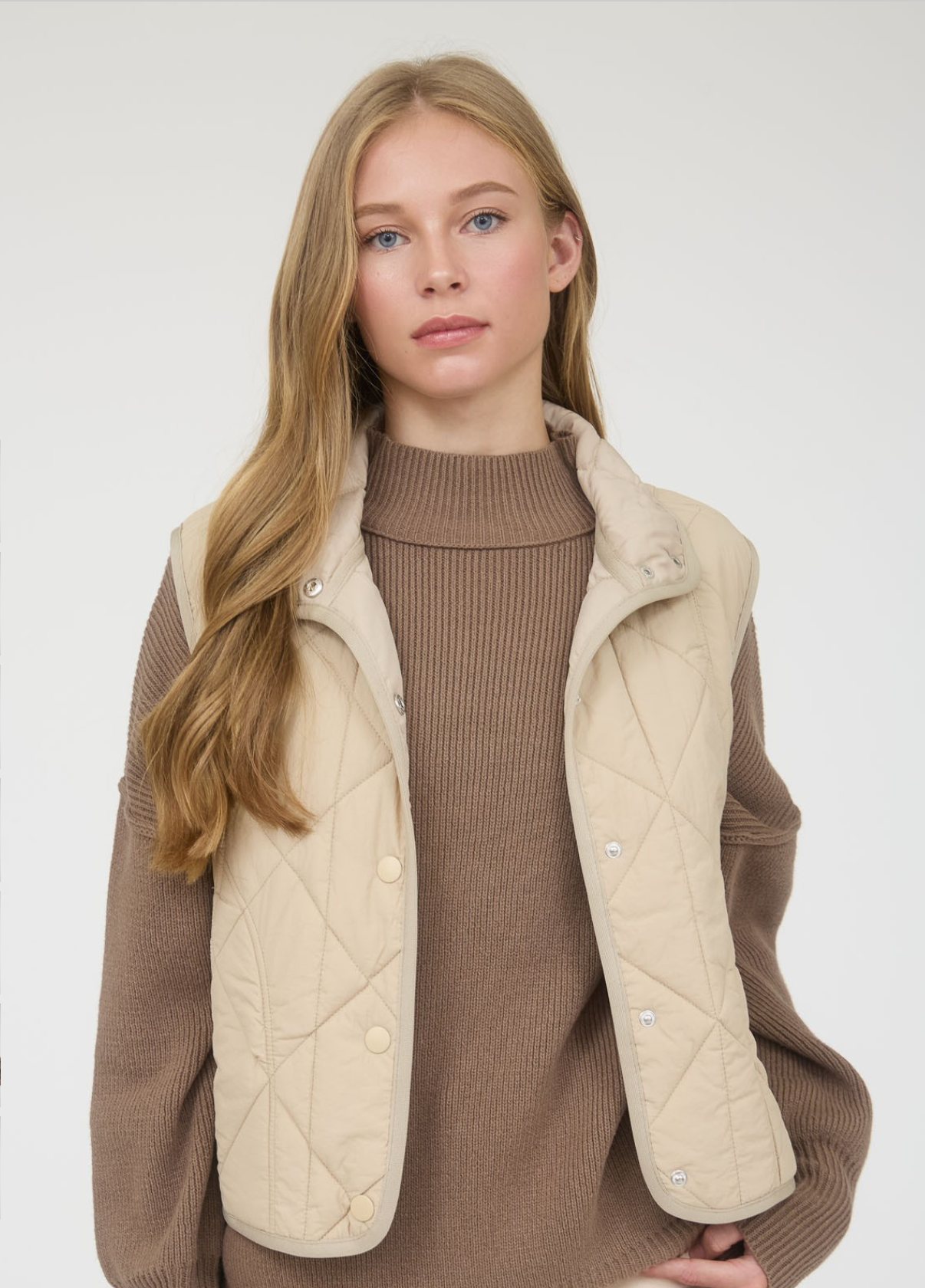 Quilted Layer Vest – Khaki