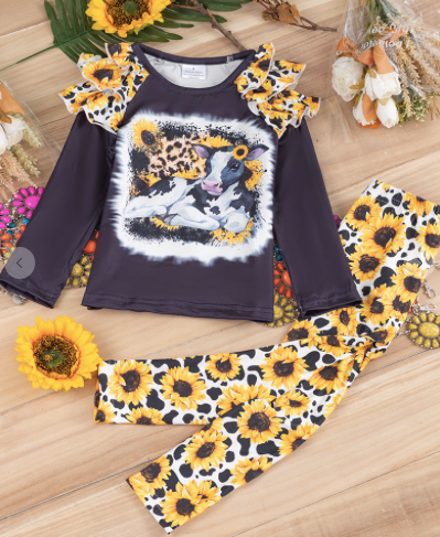 COW & SUNFLOWER PRINT ED 2 PIECE SET.