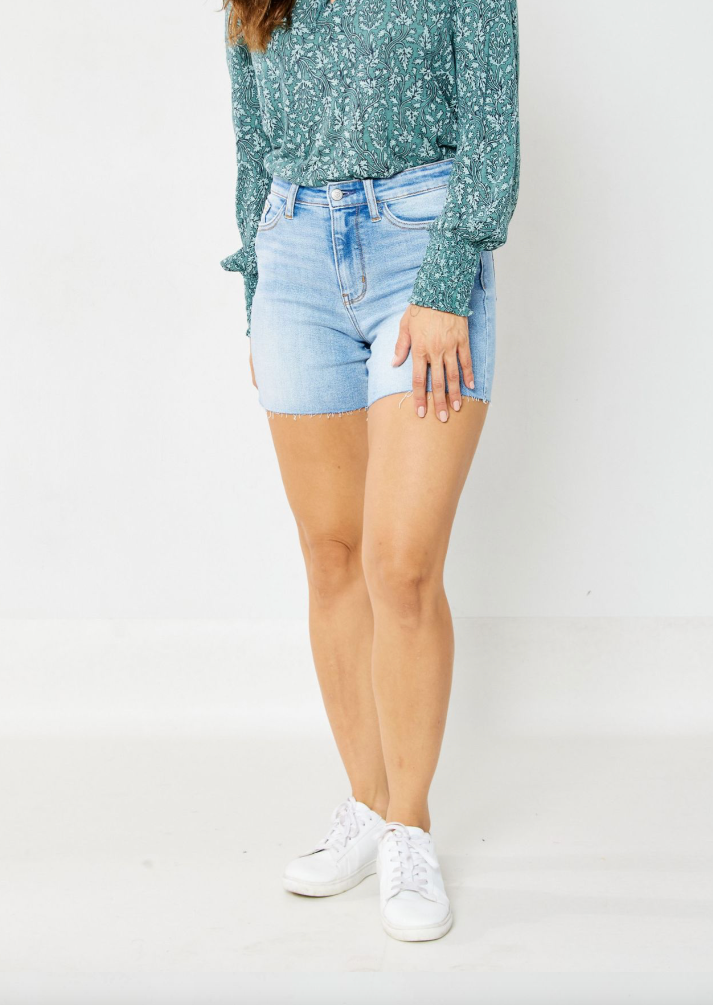 Carrie Cut-Off Shorts