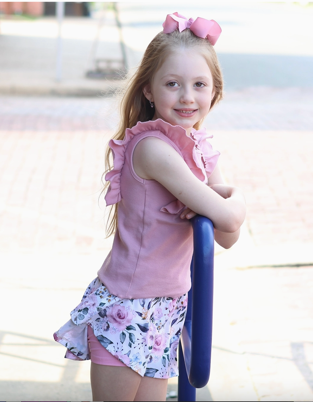 Pink Ribbed Top & White Floral Skort