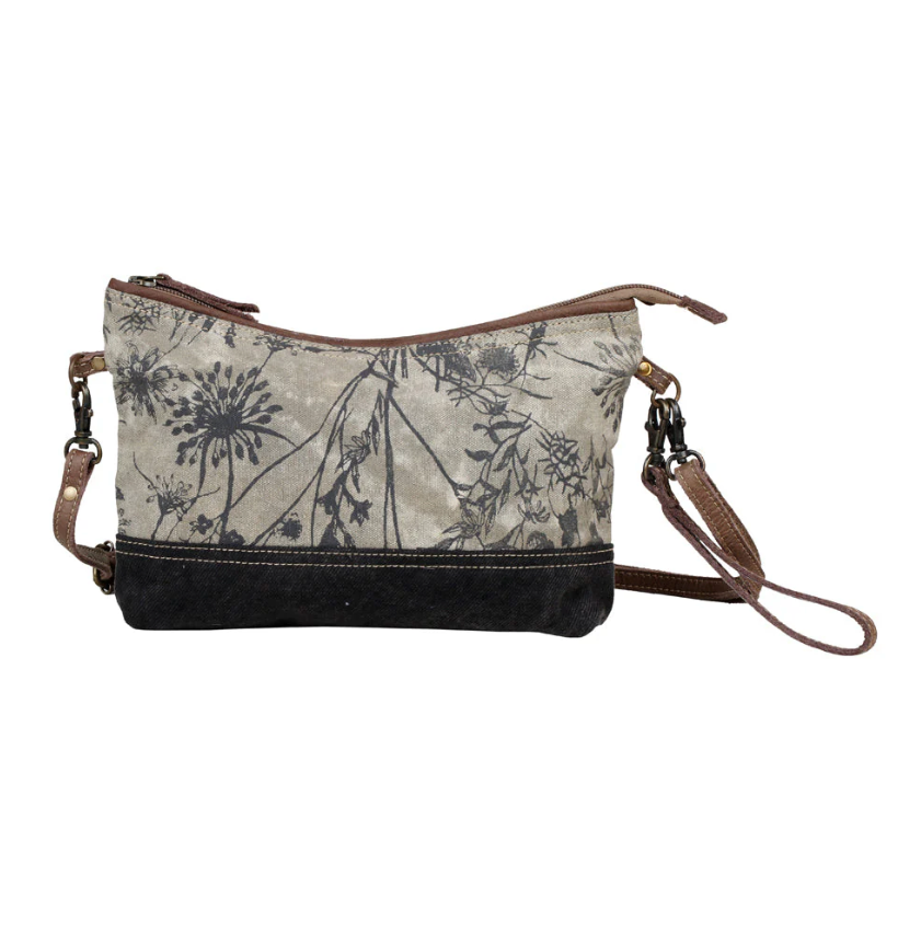 DAINTY DELIGHT SMALL & CROSS BODY BAG