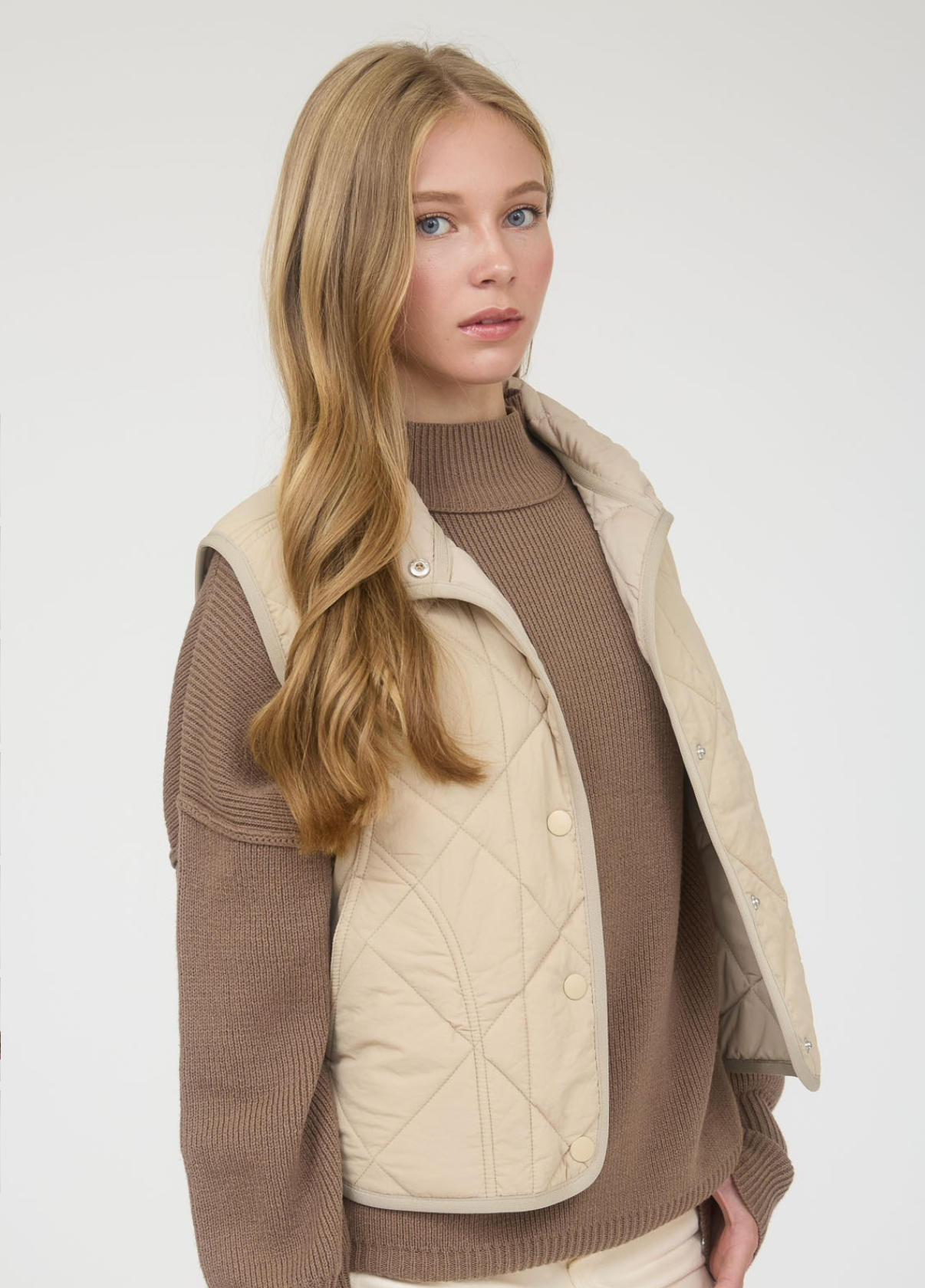 Quilted Layer Vest – Khaki